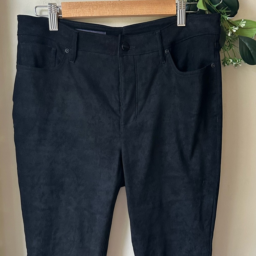 NYDJ Black Suede Alina Skinny Pants - Picture 4 of 10